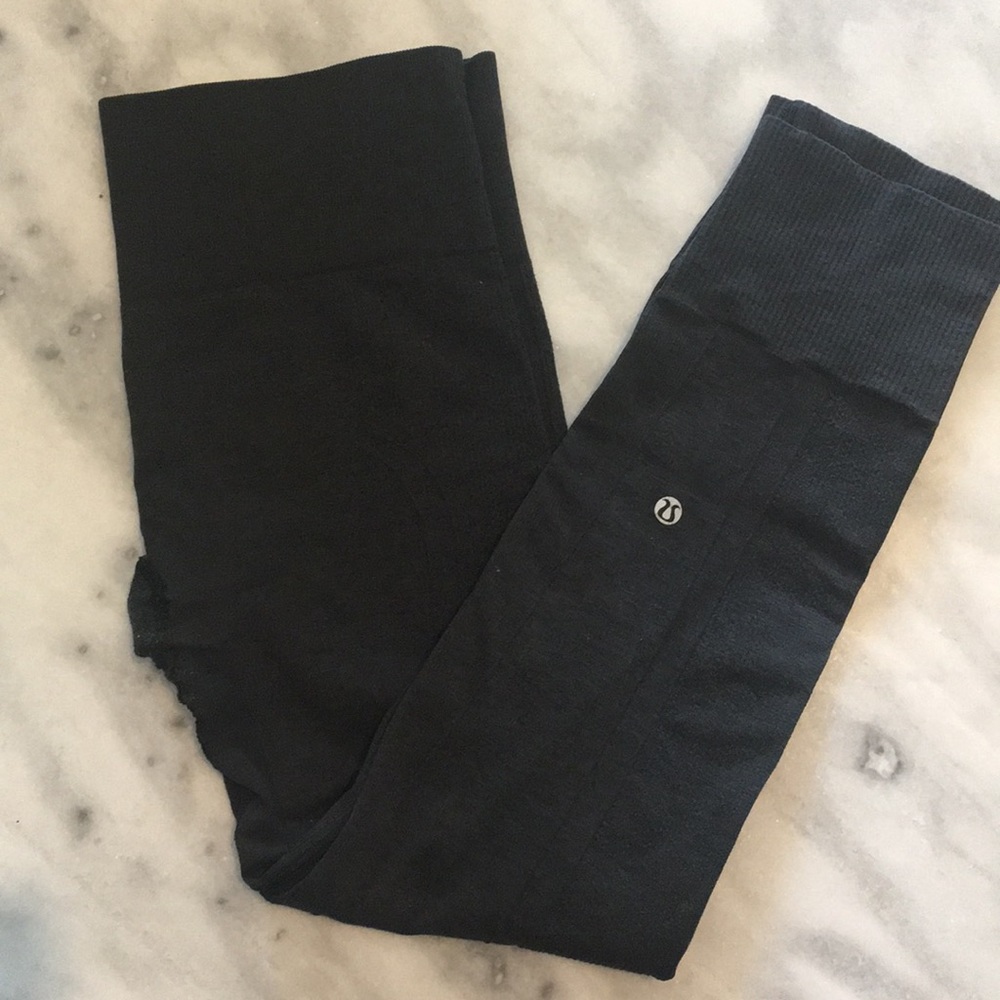 Lululemon size 8 leggings